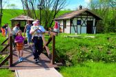 Holiday Village Tatralandia - Rybarska Osada<p>Prawdziwe rodzinne wakacje w Tatralandii upływają w słonecznej atmosferze. Wszechobecna zieleń zaprasza na wypoczynek w kontakcie z naturą!<p>